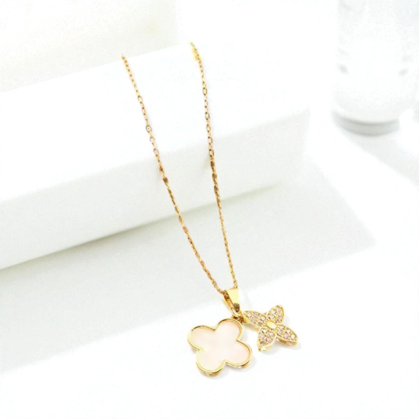 NOIRÉ BLOOM Halskette