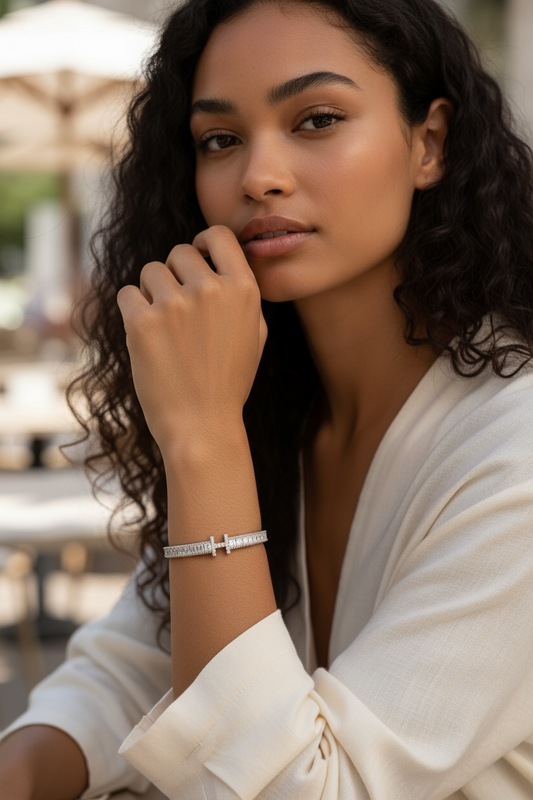Lumière Cuff