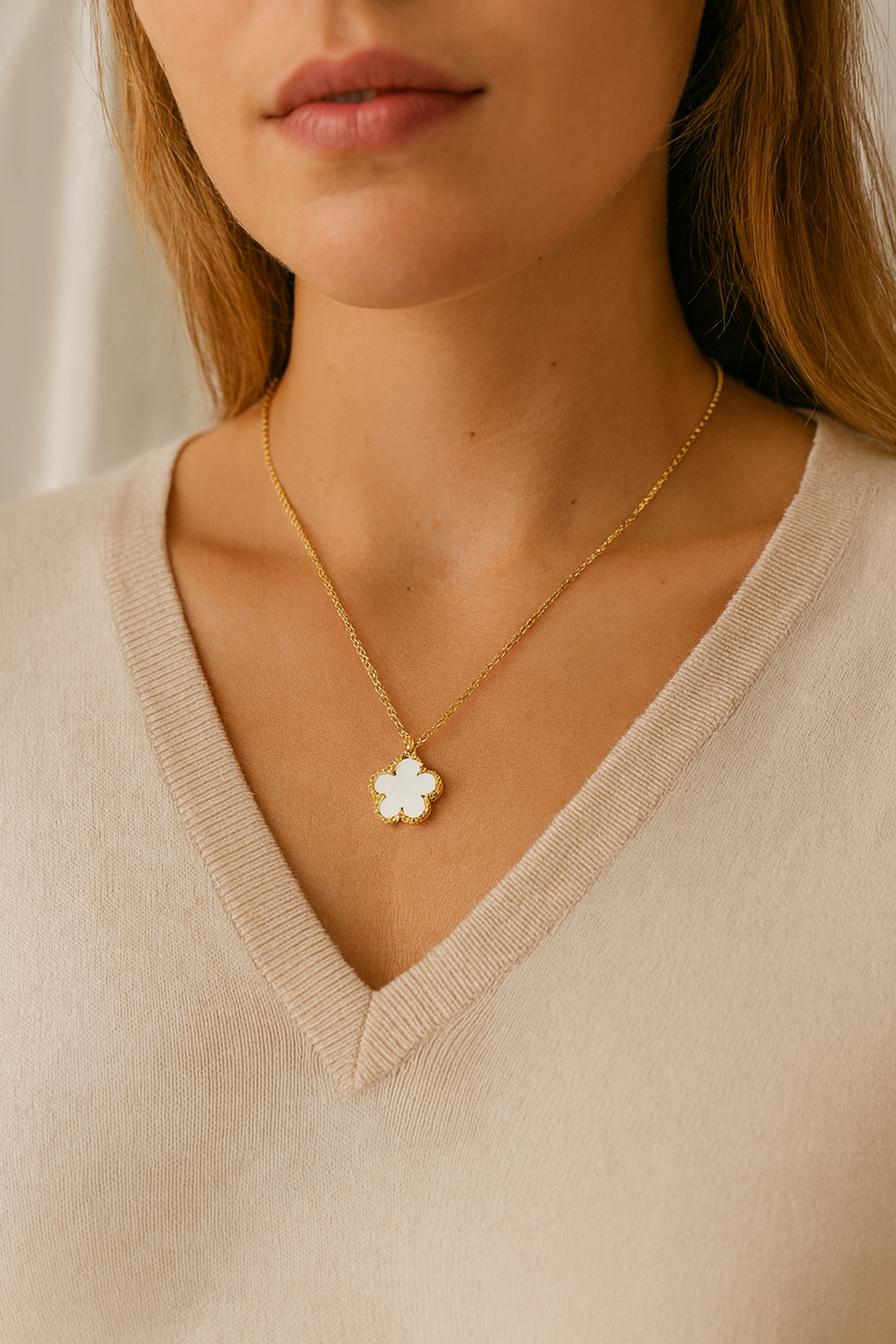 ✨ LUNARA – Die Kette des Lichts