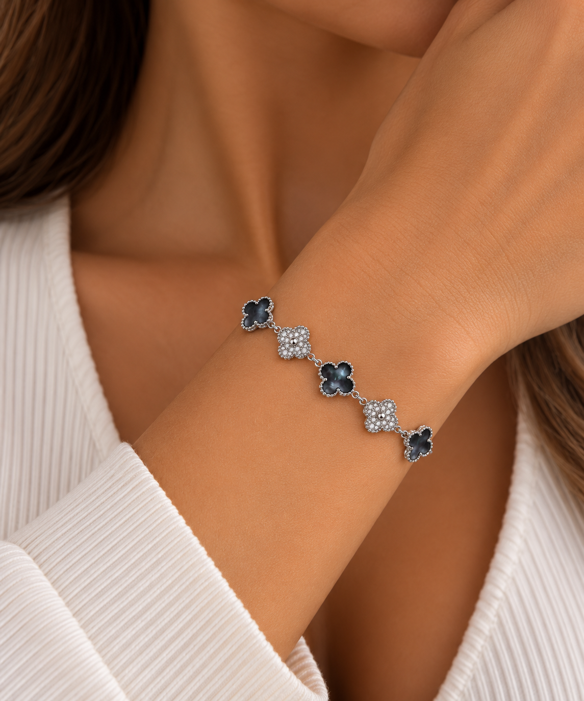 Noir Clover Armband